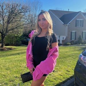 Meet your Posher, Bella